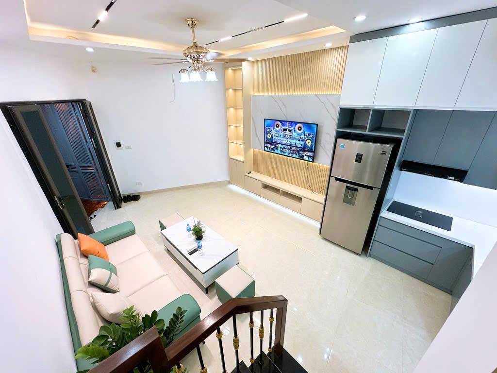 NHÀ PHỐ VỌNG – 4 TẦNG – 8M RA PHỐ – NỘI THẤT XỊN – VỊ TRÍ VÀNG GẦN CÁC TRƯỜNG ĐẠI HỌC LỚN - 4,85 TỶ